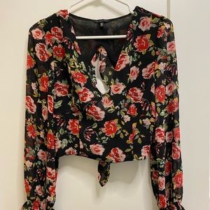 Floral crop top size small